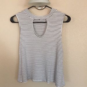 Acemi b&w stripped tank top with v-neck cut out!